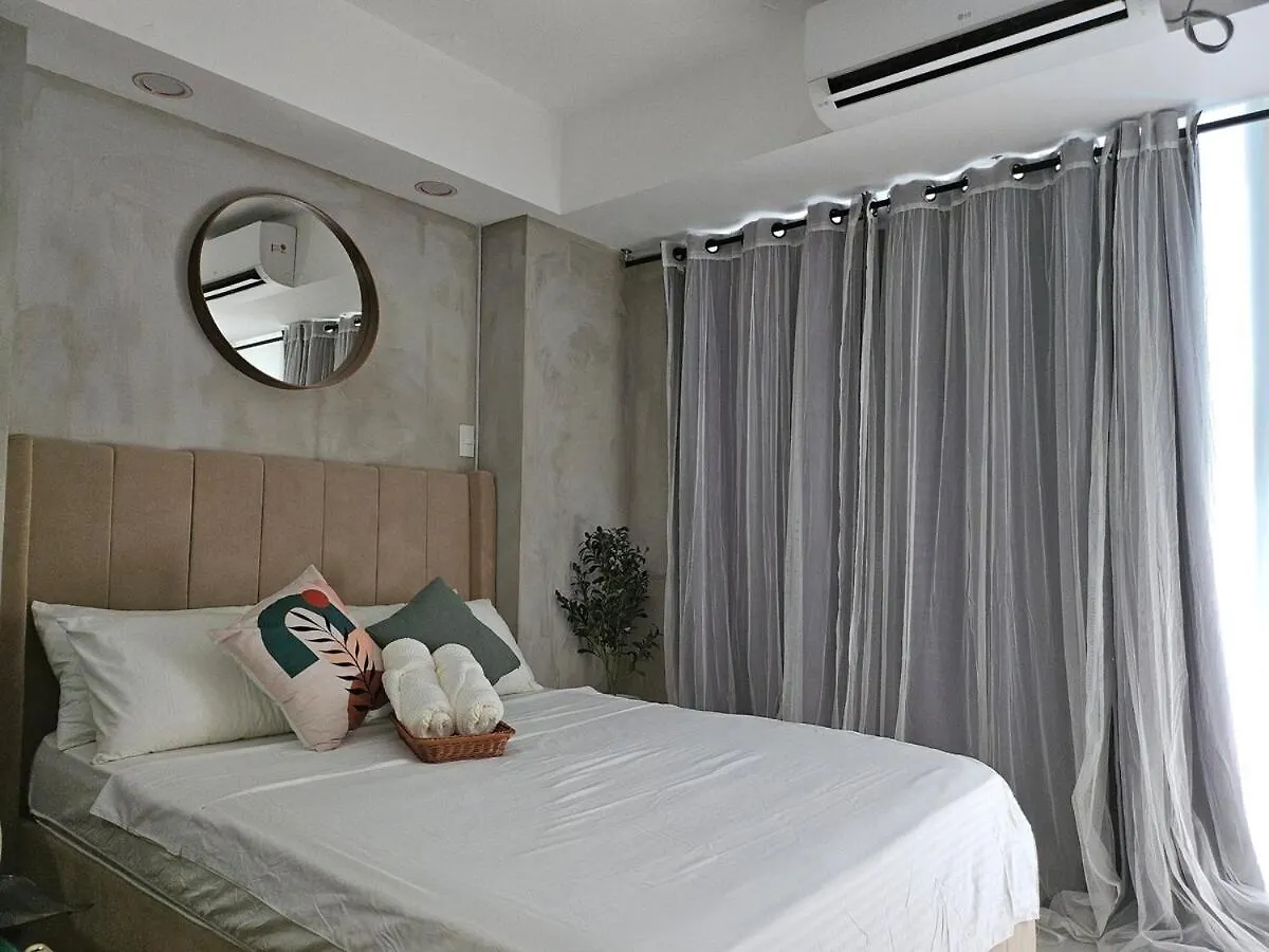Cozy Apartment Azure Urban Resort Residences Manila 0*,  Philippines